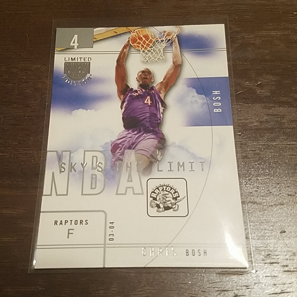 2003-04 SkyBox LE Sky's the Limit #19 Chris Bosh